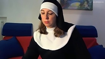 Marta bellefleur webcam live event the meeting of lusty nun